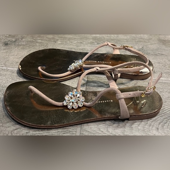 Giuseppe Zanotti jeweled thong sandals, rose gold color size 37 or size 6 - Picture 4 of 12
